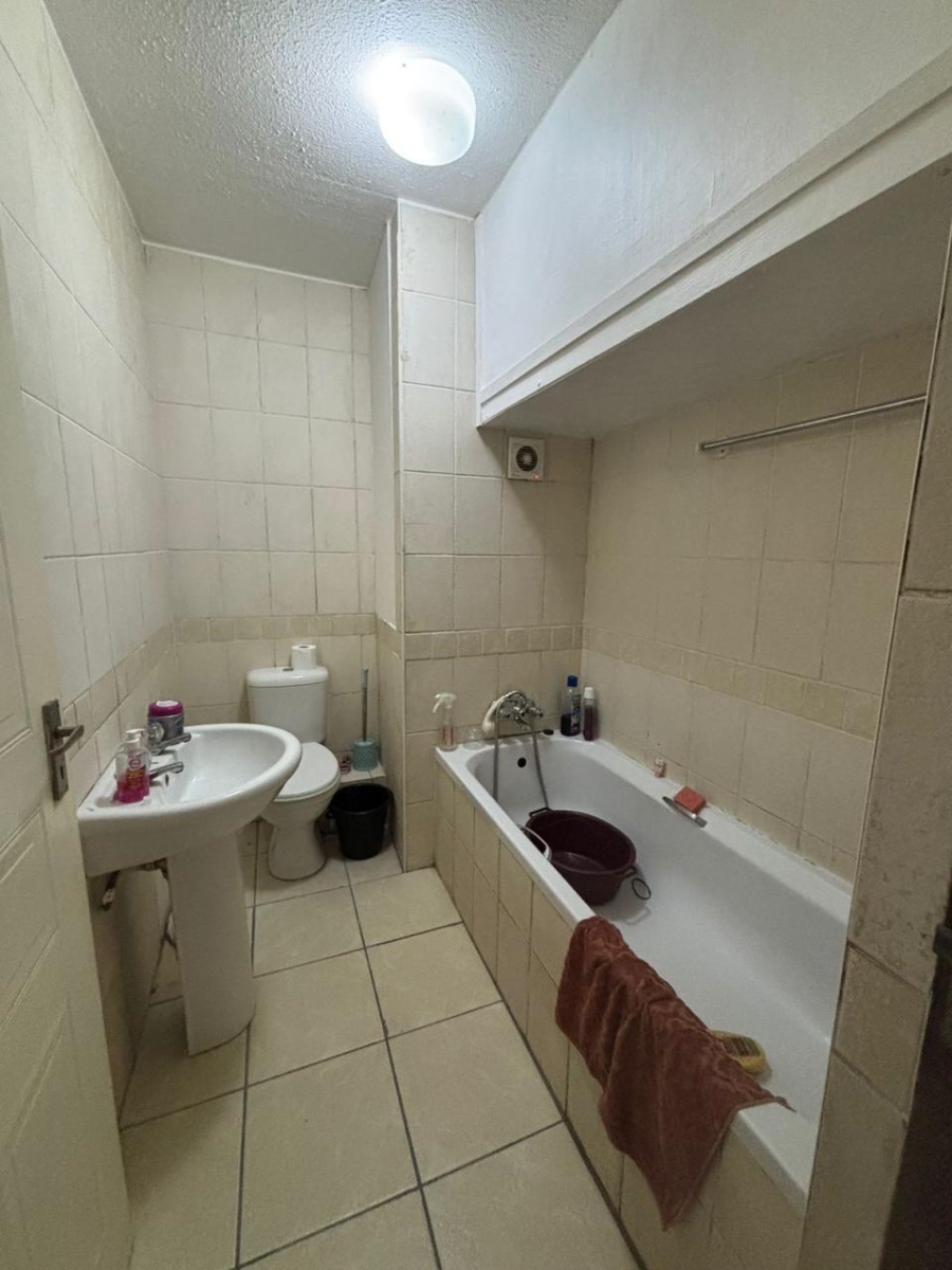 To Let 2 Bedroom Property for Rent in Heiderand Western Cape